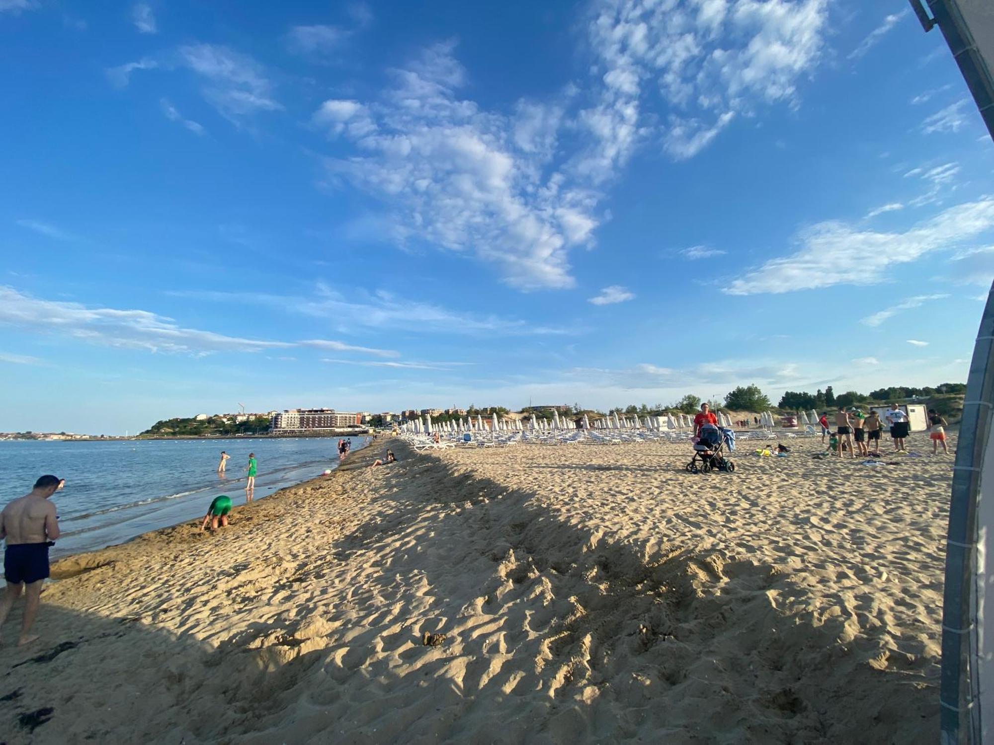 Summer Breeze 406 Studio Pantai Sunny Bagian luar foto